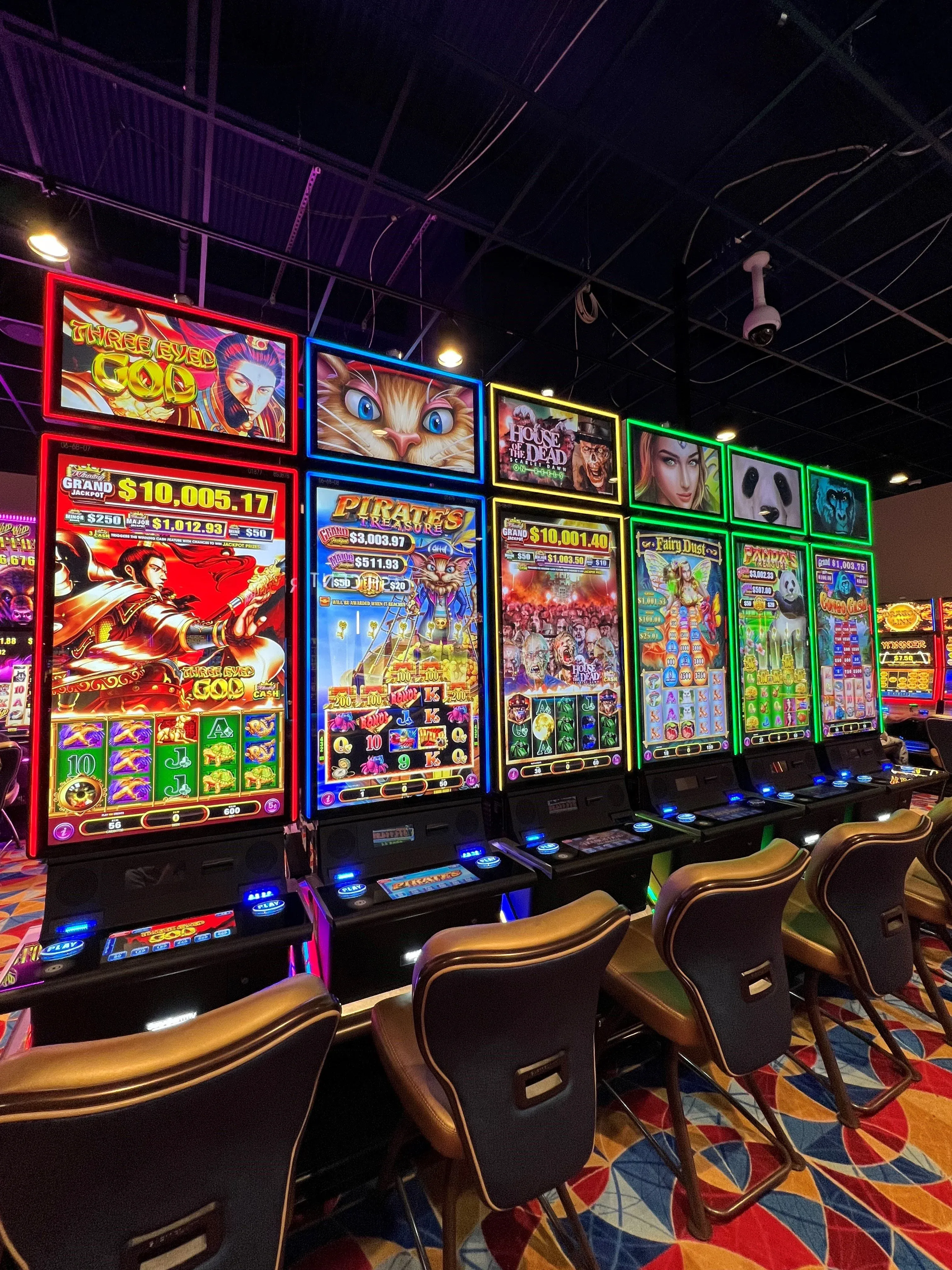Live table games graphic